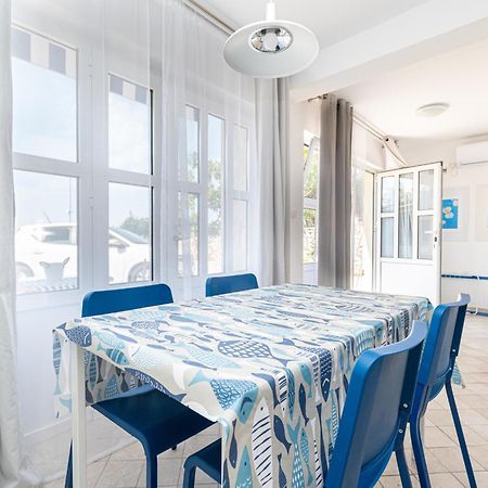 Apartments By The Sea Mandre, Pag - 4092 コラン エクステリア 写真