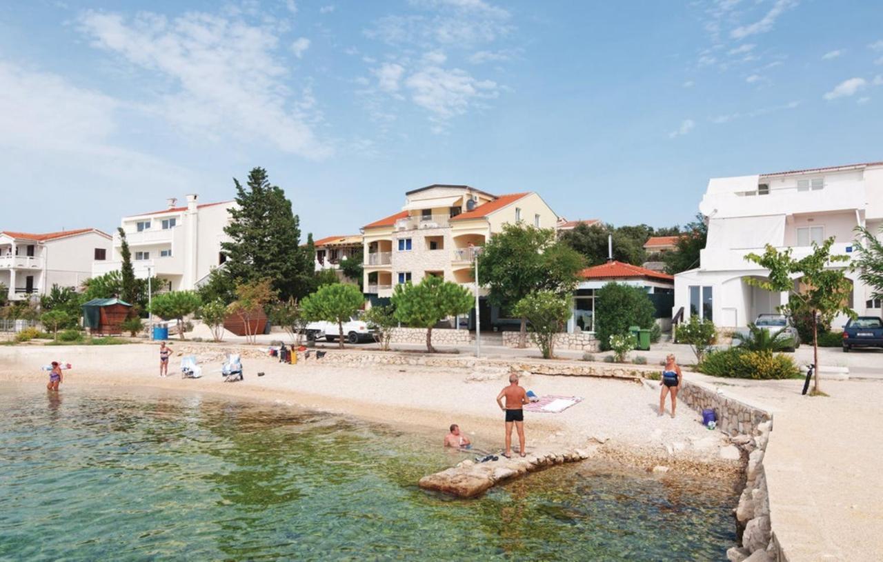 Apartments By The Sea Mandre, Pag - 4092 コラン エクステリア 写真