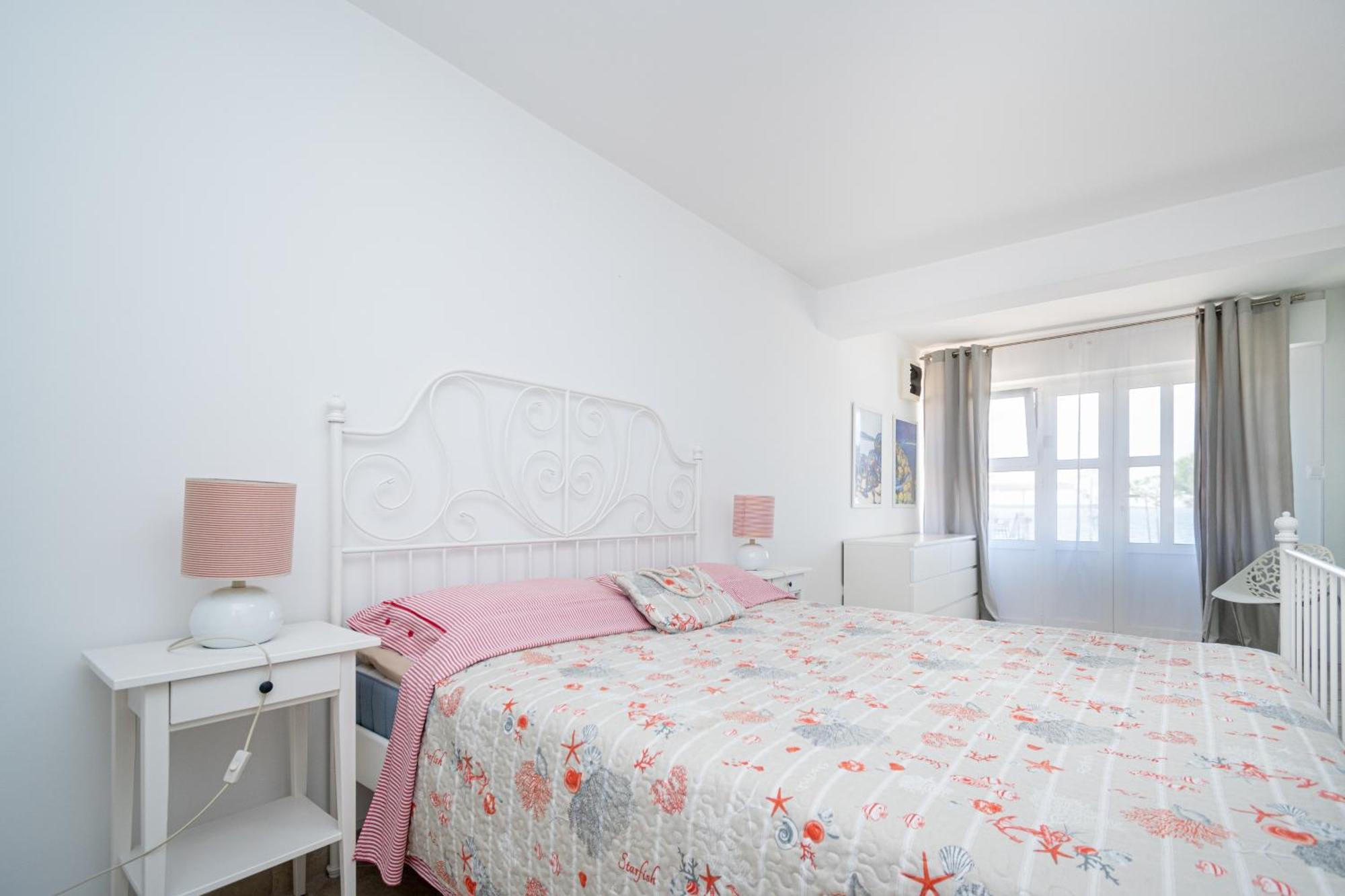 Apartments By The Sea Mandre, Pag - 4092 コラン エクステリア 写真