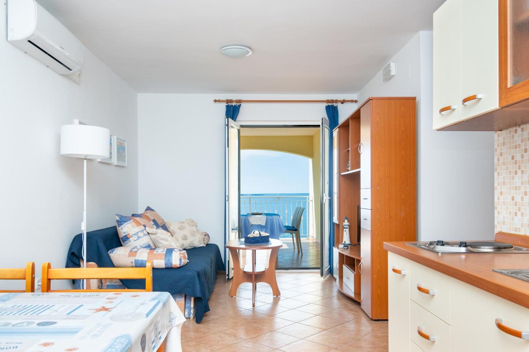 Apartments By The Sea Mandre, Pag - 4092 コラン エクステリア 写真